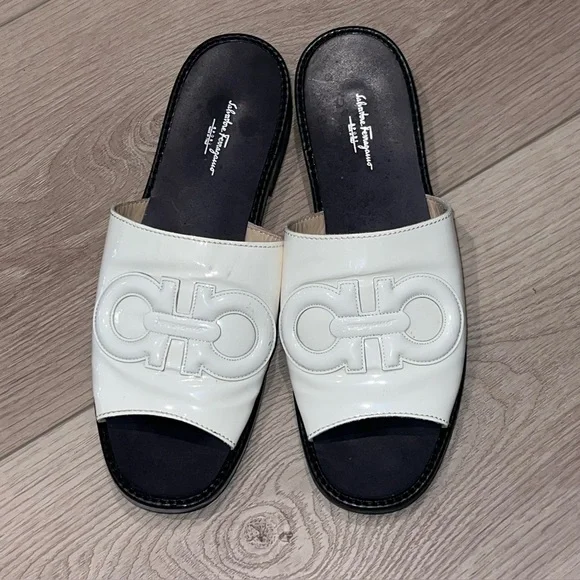 Vintage Ferragamo Sandals - Picture 1 of 4